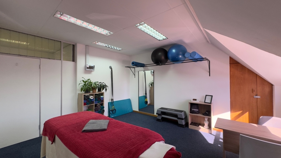 To Let Commercial Property for Rent in Somerset West Western Cape